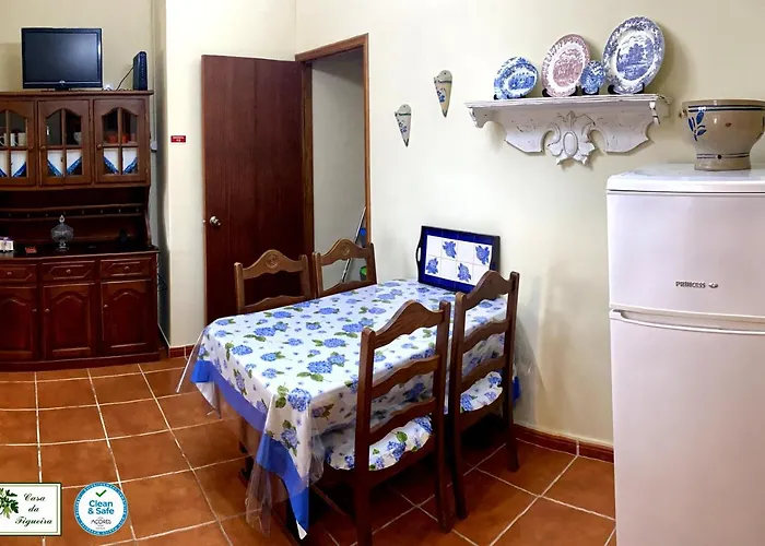 Casa Da Figueira Feriehus *